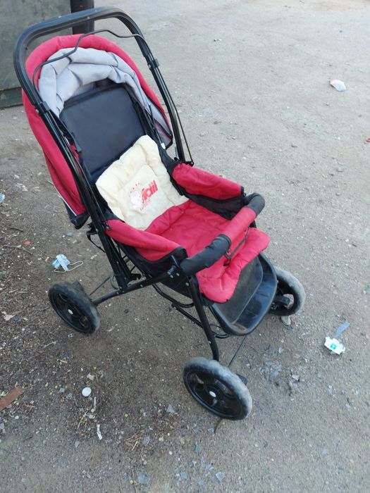 Продам коляска б/у все в рабочем состоянии , не сломана