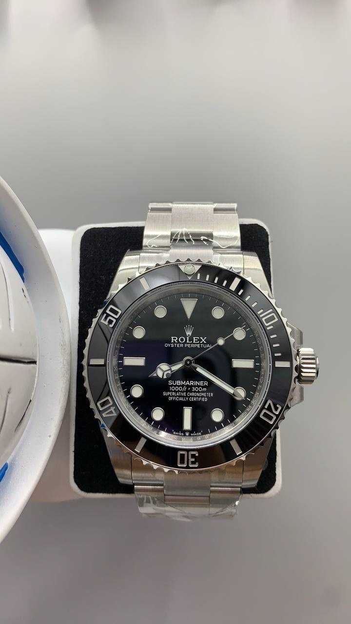 ROLEX Submariner 41mm без дата керамичен безел черен циферблат