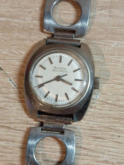 Часовник "Bulova"