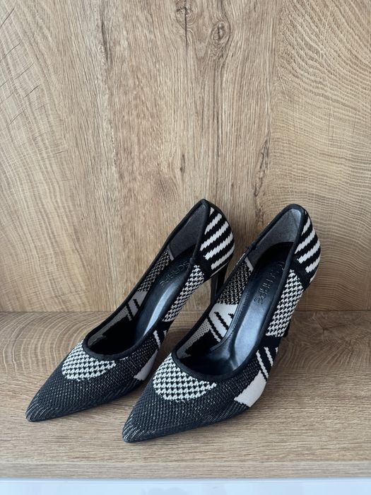 Дамски обувки на ток