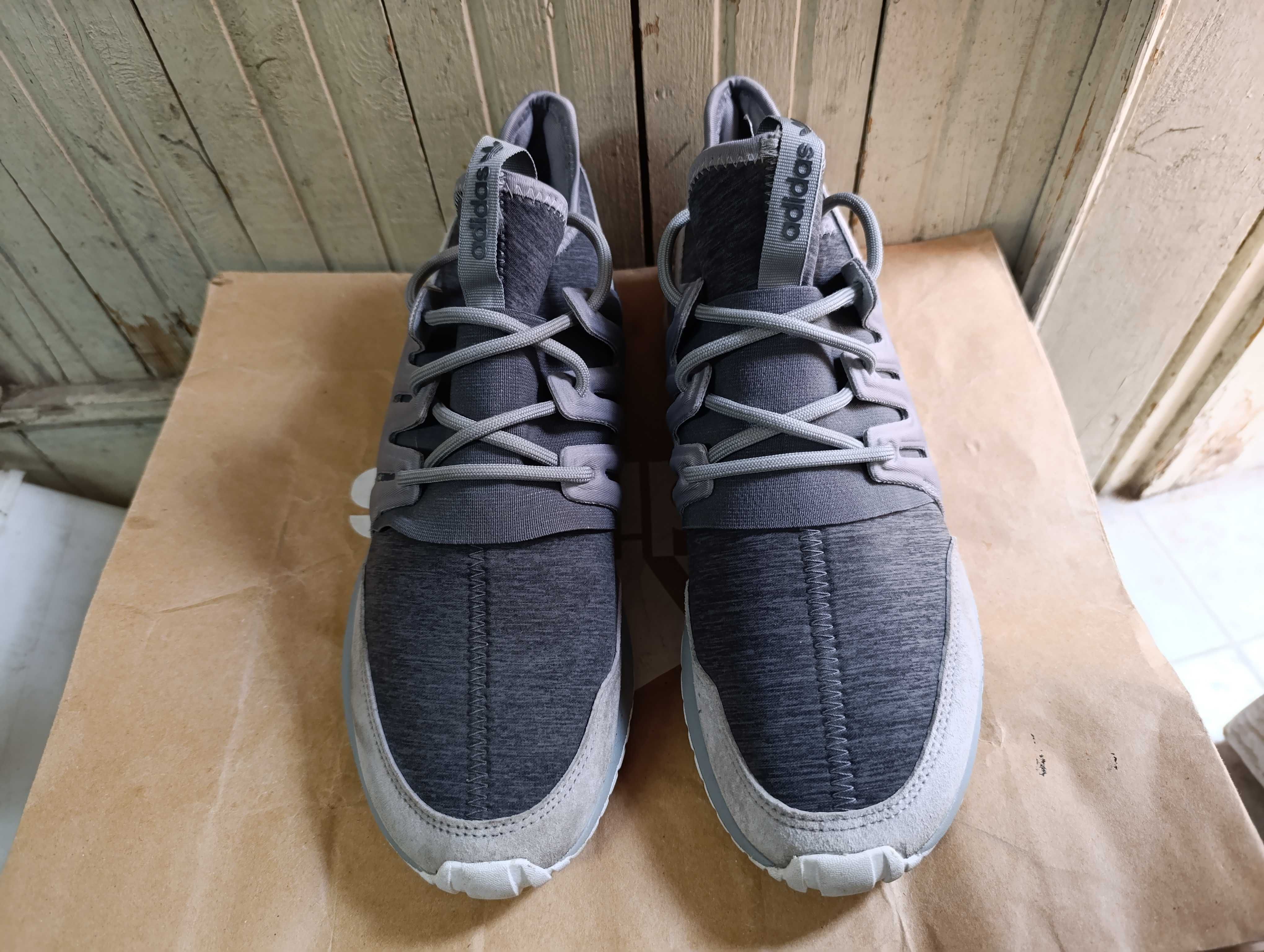''Adidas Radial Tubular''оригинални маратонки 45 номер