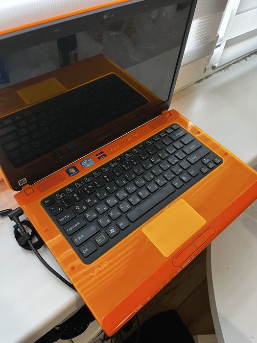 Продам ноутбук Sony