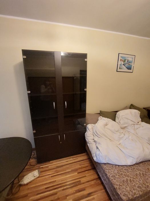 Vand vitrina in stare buna