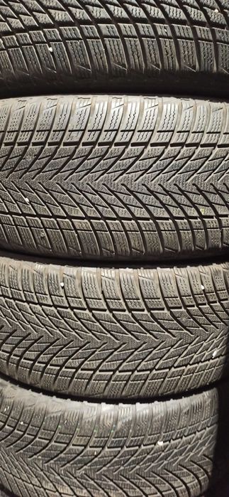 4бр.зимни гуми 245/45/18 Goodyear