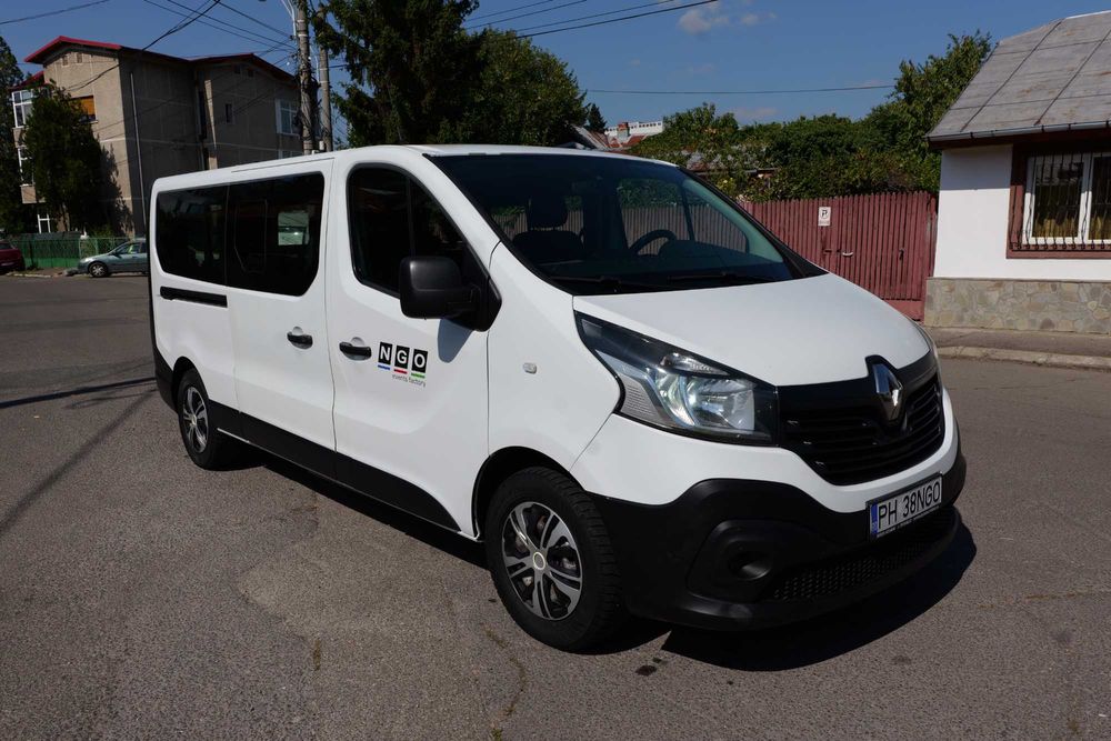 Renault Trafic 8+1 Extra Lung 2015