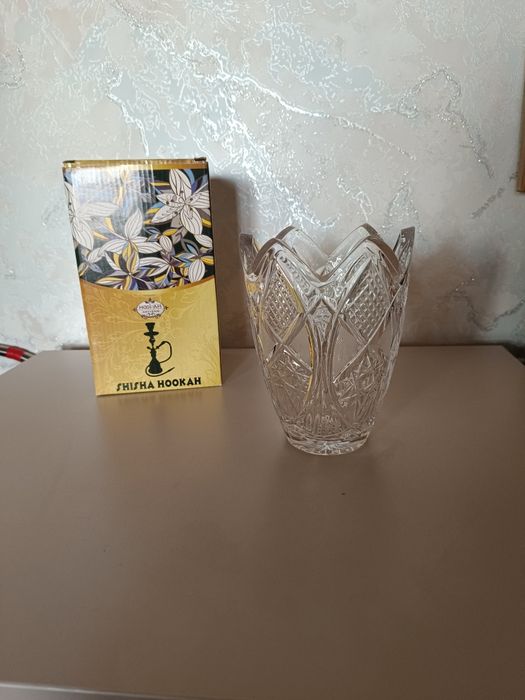Ваза для цветов хрустальная