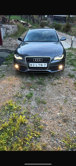 Audi A4 b8 masina nu necesita investiti. Nerulat in Ro