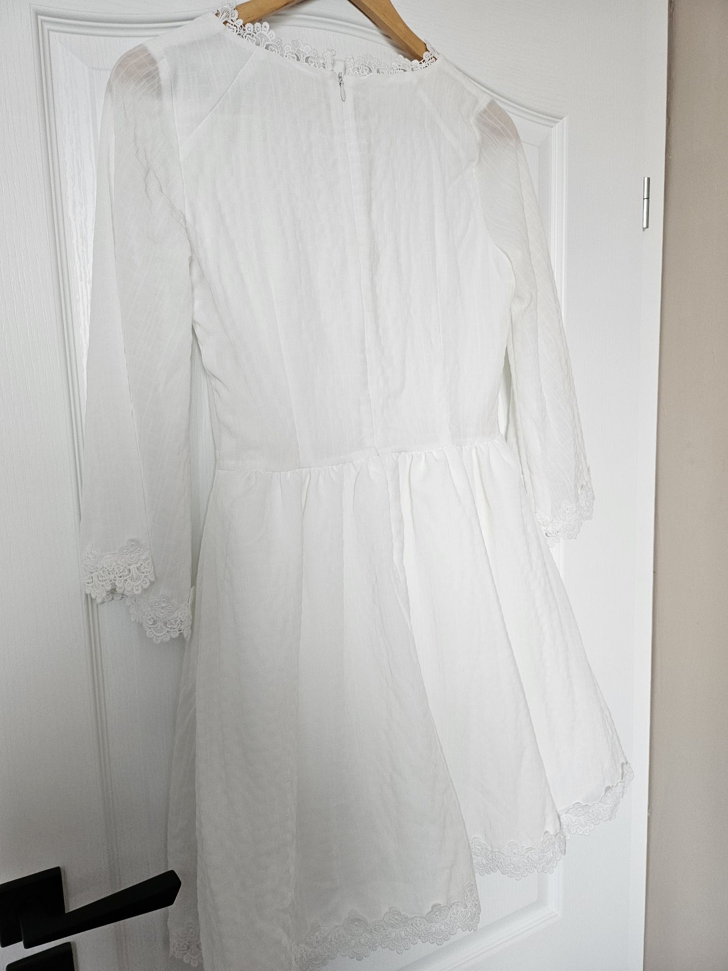 Нова бяла рокля White and more