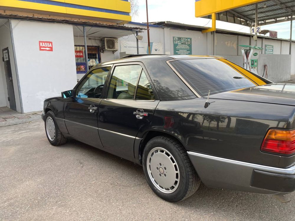 W124 Mersedes Holati Alo