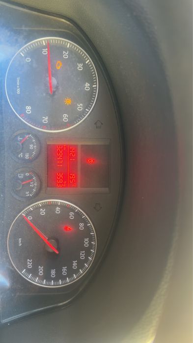 Vand Golf 5 1.4 benzina