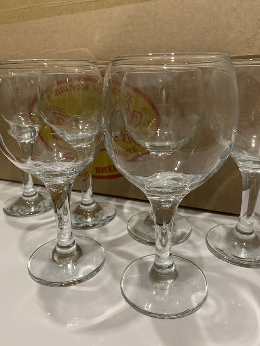 Продам фужеры бокалы тарелки