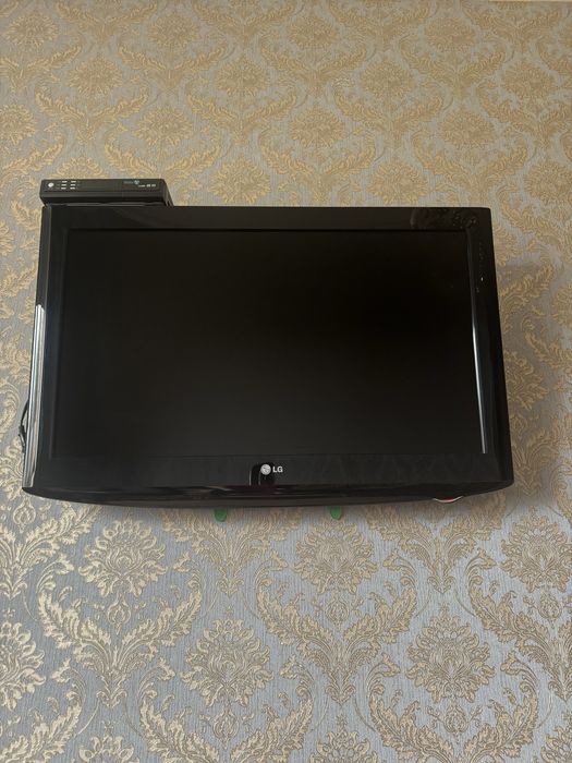LG телевизор