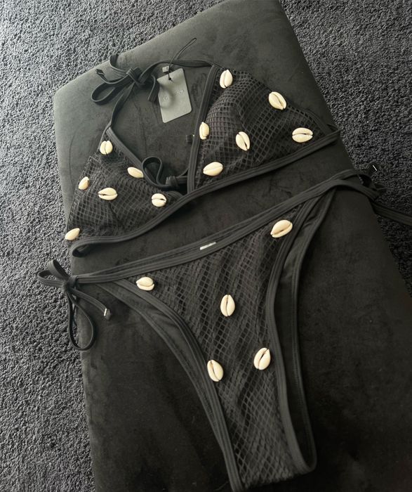 Дамски дрехи на едро