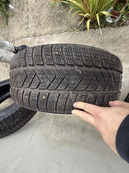 Продавам Зимни Гуми 19” 255/50R19