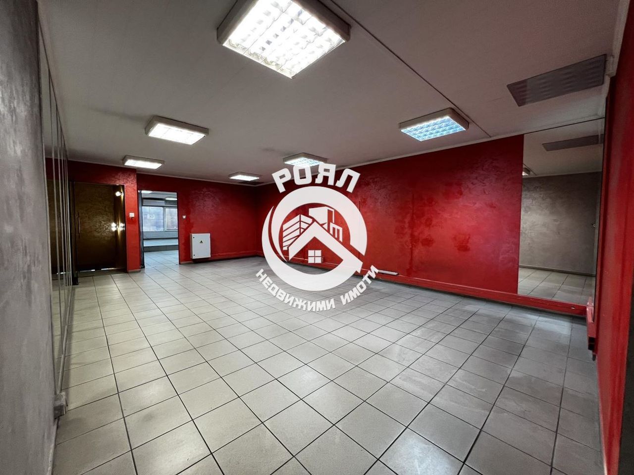 Дава се под наем Офис в Пловдив, Център - 140 кв.м за 700 € - Снимка #7