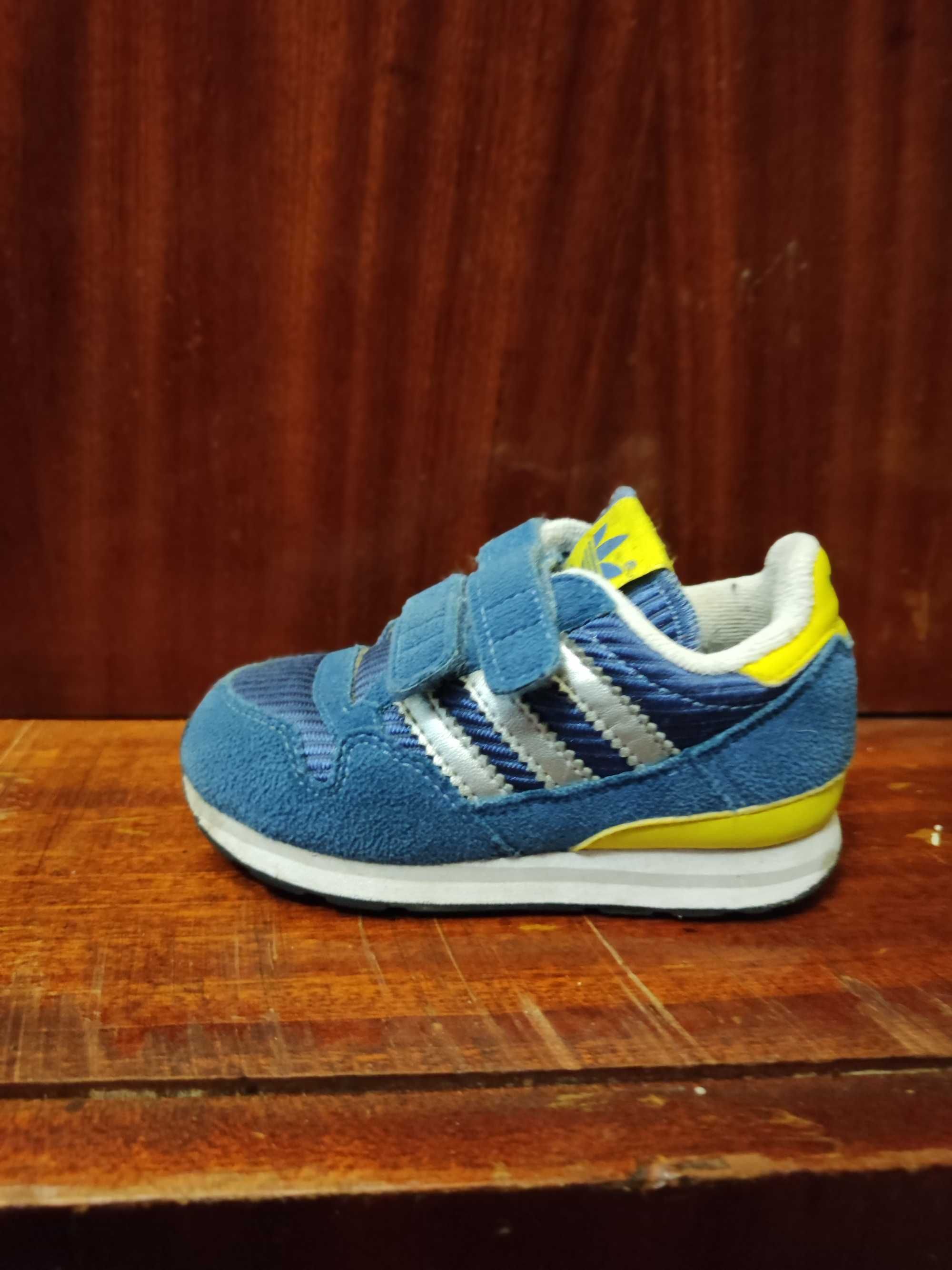 Оригинални маратонки Adidas