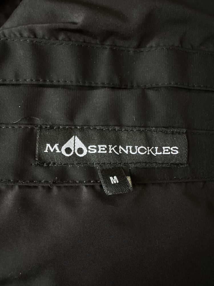 “MOOSE KNUCKLES” Оригинално яке!