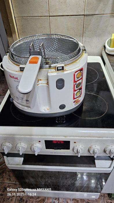 Фритюрник TEFAL с филтриране на мазнина