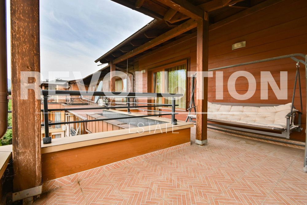 Дава се под наем Четиристаен апартамент в София, Витоша - 300 кв.м за 1900 € - Снимка #21