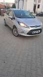 Vând Ford Fiesta