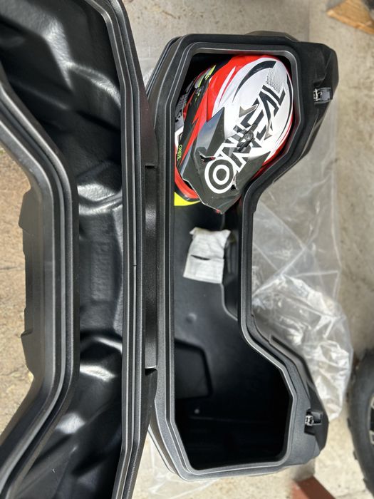 Vand lada depozitare ATV ; a fost doar probata;