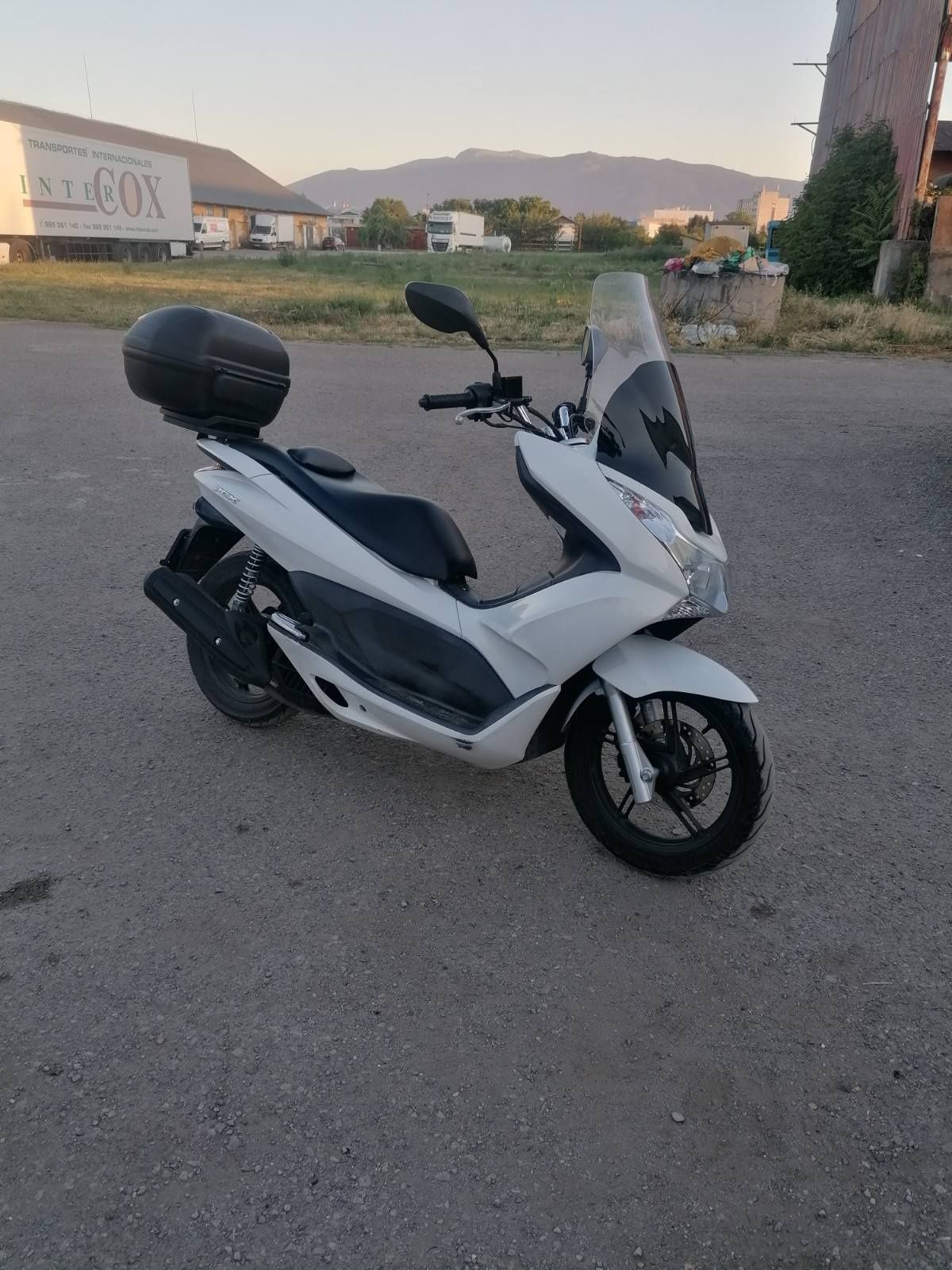 Скутер Honda PCX 125