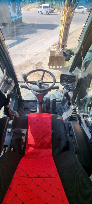 Hyundai 140                         .