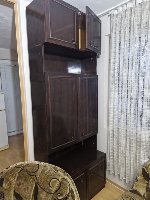 Подарявам мебели