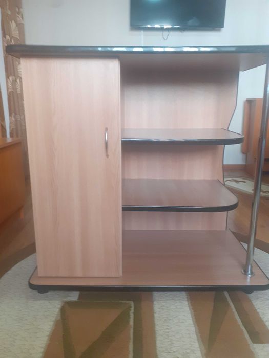 Vând comodă dormitor stare foarte bună
