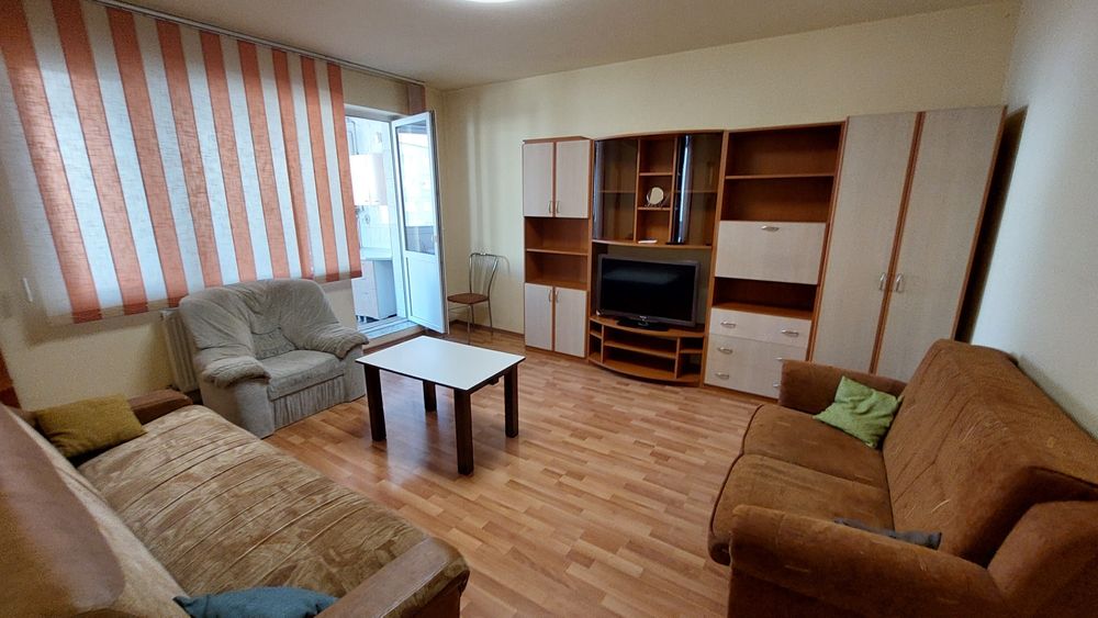 Inchiriez apartament 2 camere cu loc de parcare inclus