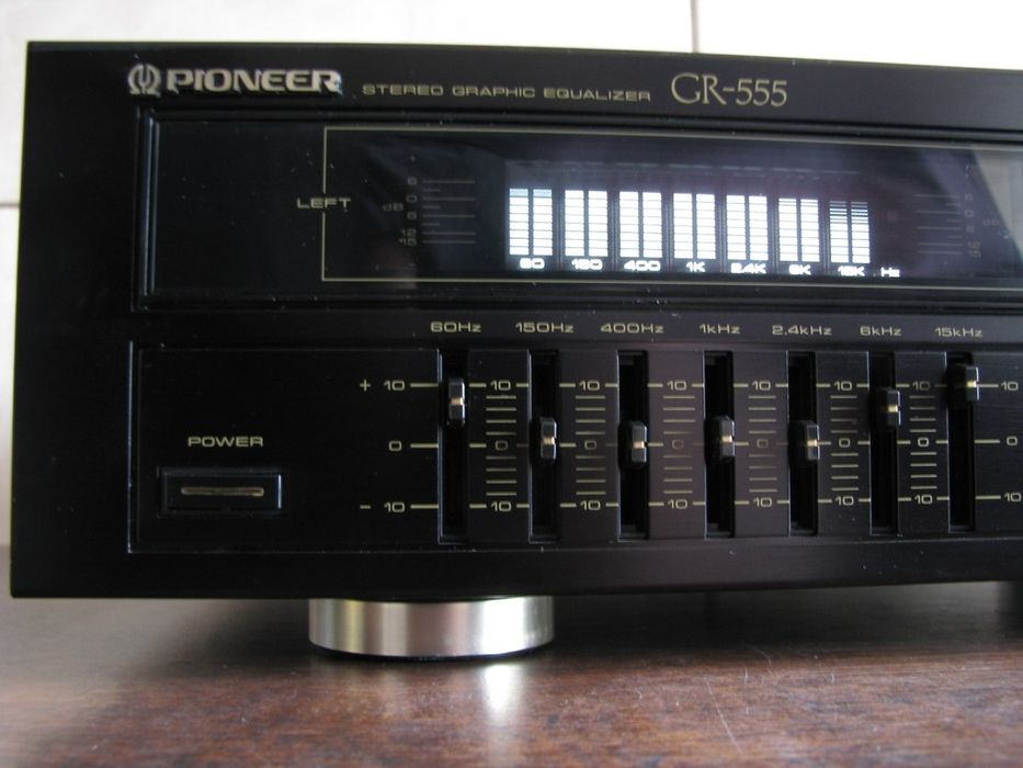 Pioneer GR-555. Top egalizator. Estetică perfectă. Preț fix !