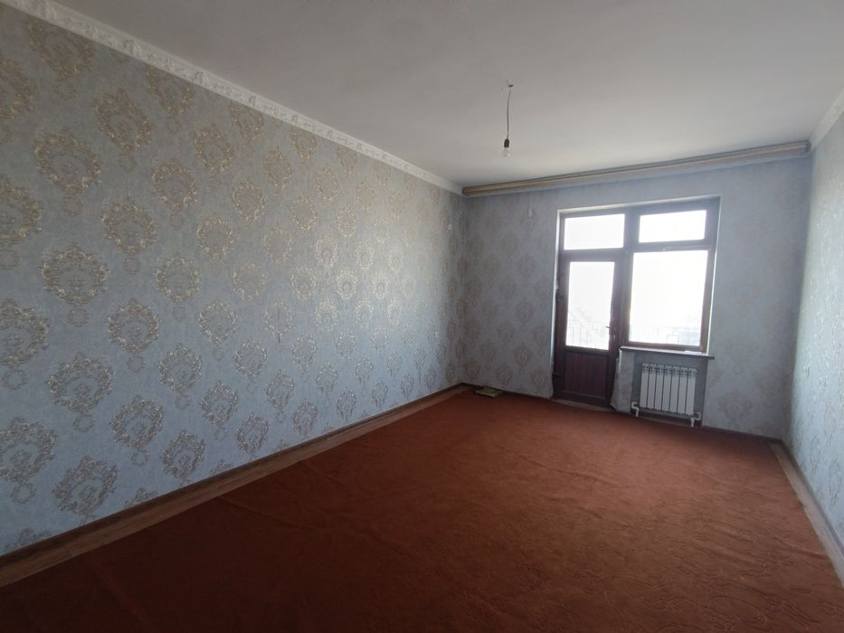 1/4/5 сотилади 47.5м²