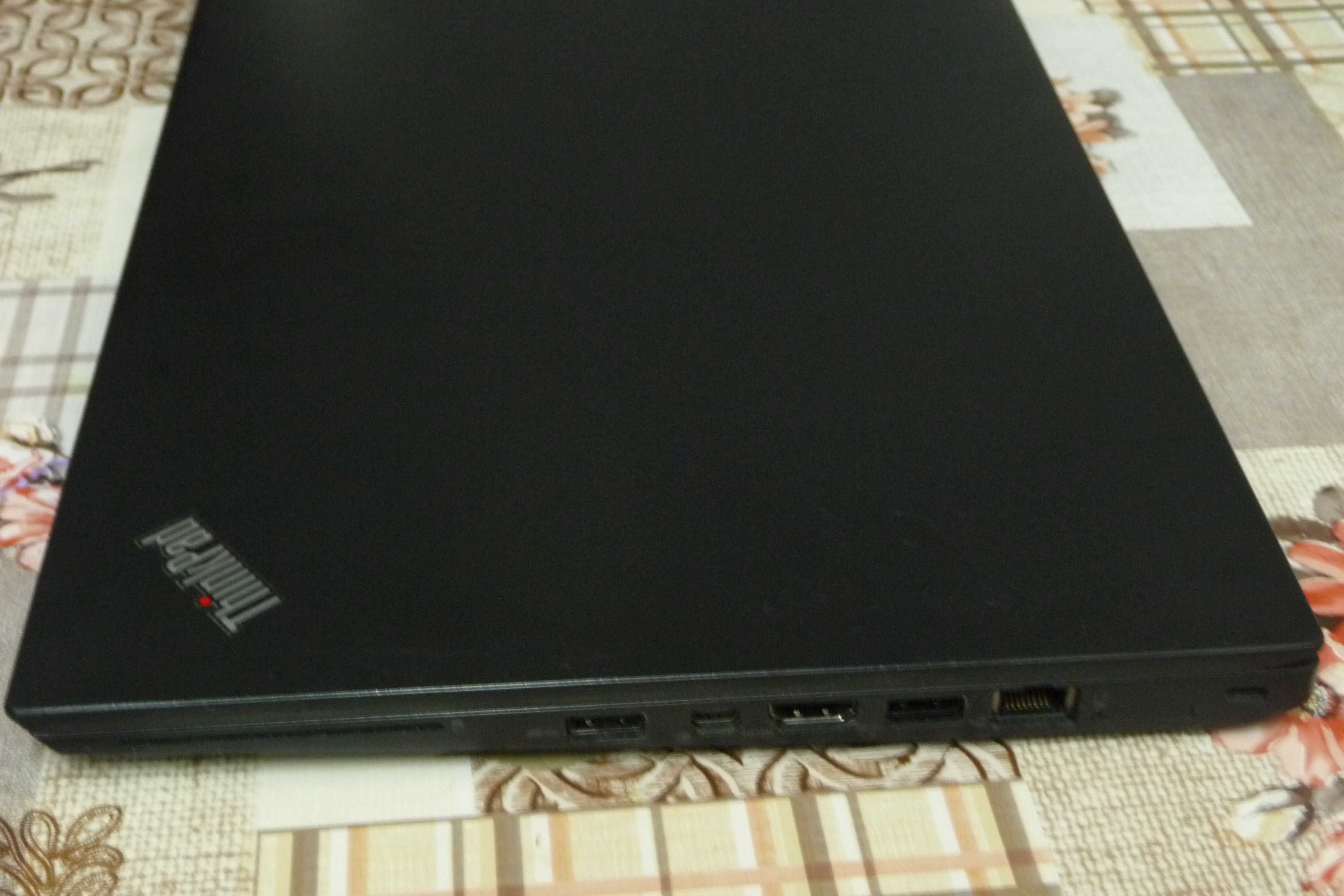 Ultrabook Lenovo ThinkPad T460s cu procesor Intel i7-6600U 2.60GHz
