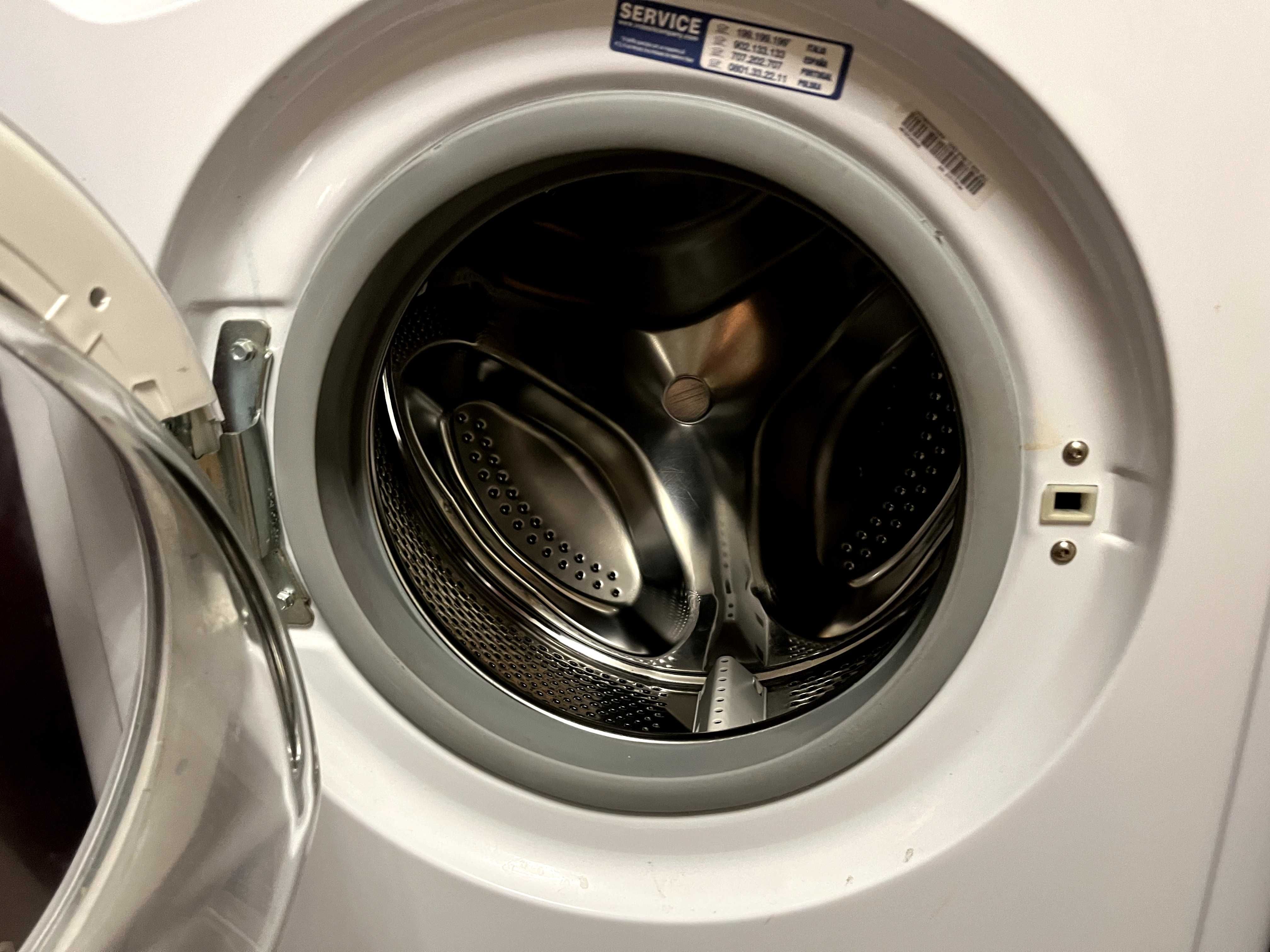 Пералня, Indesit, INWSD61081, Като нова, почти неизползвана!!!