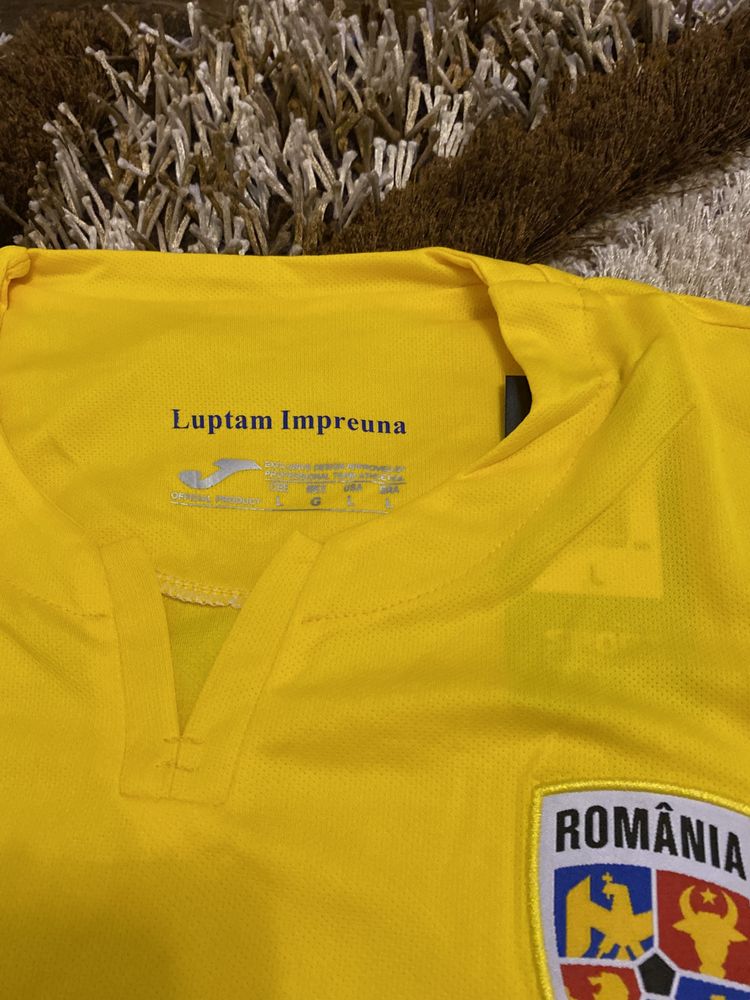 Tricou+ pantaloni nationala Romaniei