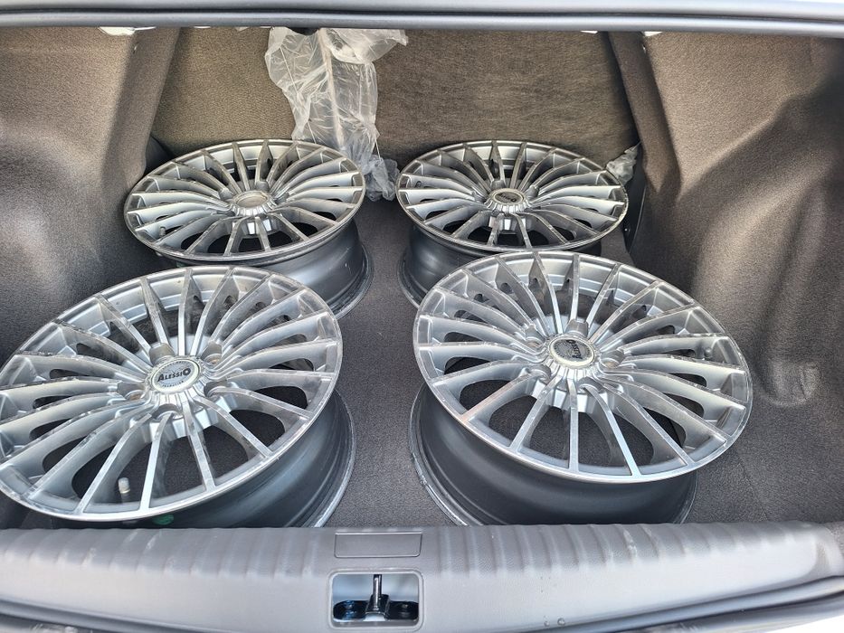 Диски на 16, бу, стояли на c-rv2