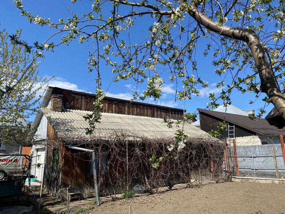 Casă cu istorie și potențial în inima Rădăuțiului