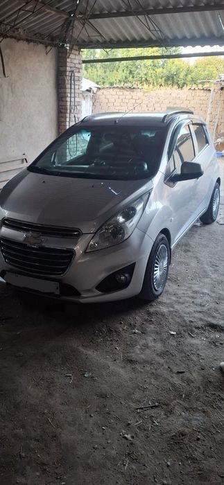 Продается спарк в хорошем состояние