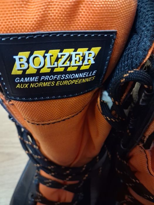 Bocanci de lucru imblaniti