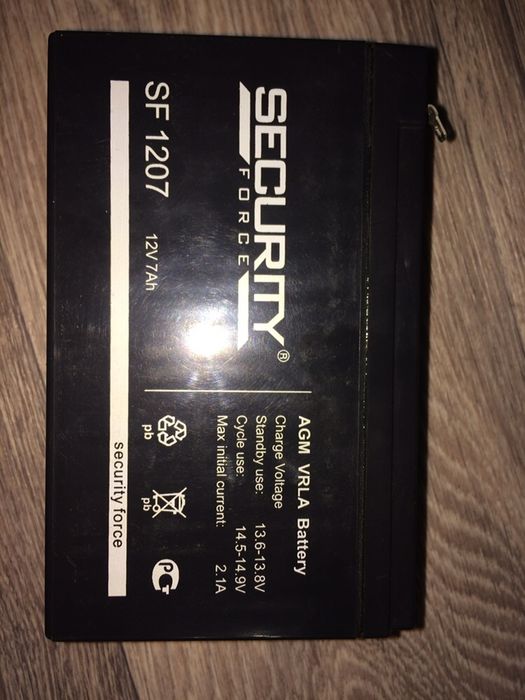 Продам аккум батарею 12v 7 ah