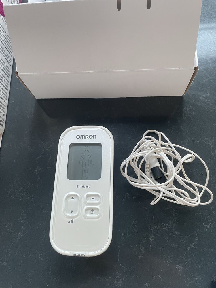 Електостимулатор Omron E3 Intense