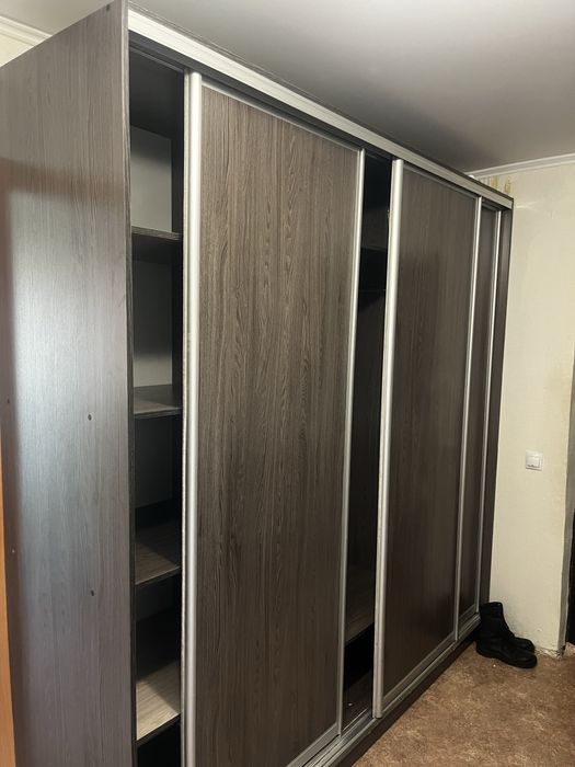 продам шкаф купе хорошее состоянее
