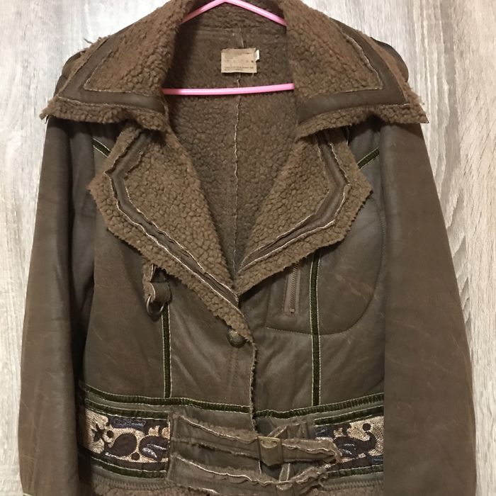 Дамско Яке набук с каракул