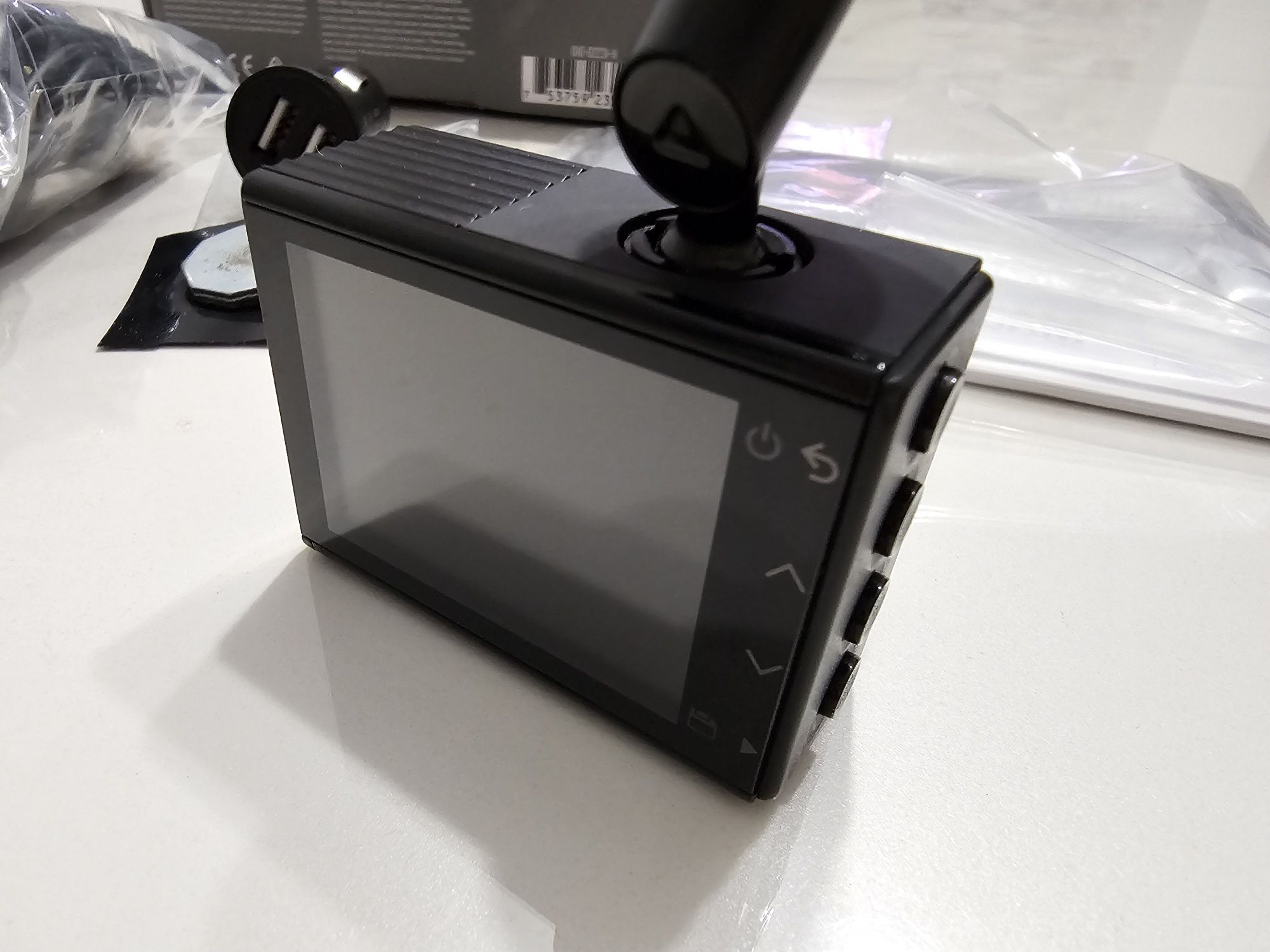 Видеорегистратор GARMIN DASH CAM 56
