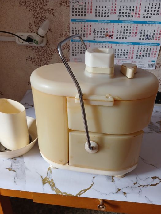 Продам соковыжималку