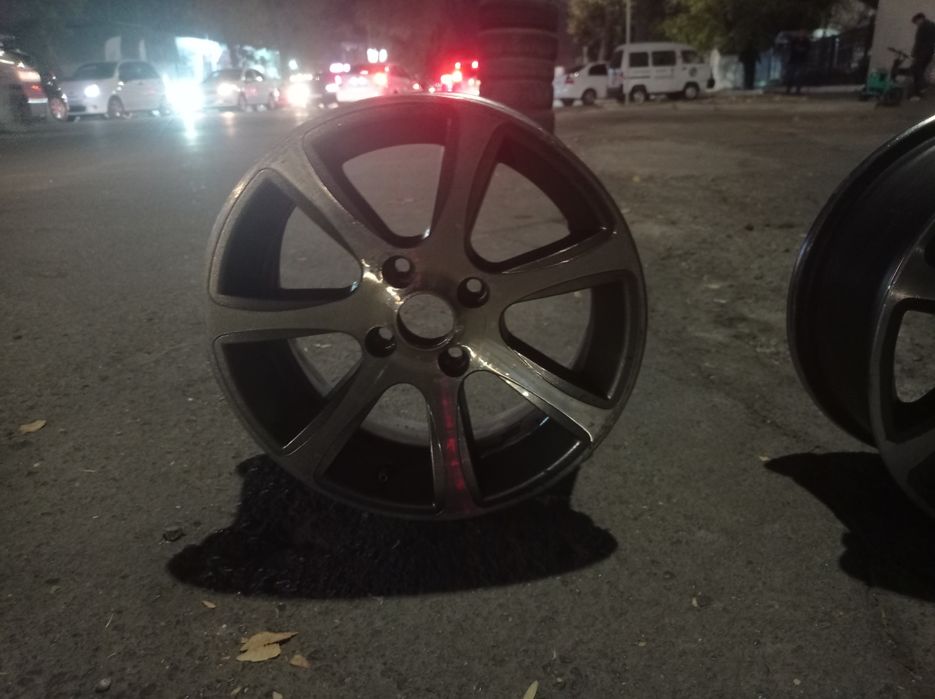 Продам литые диски R14