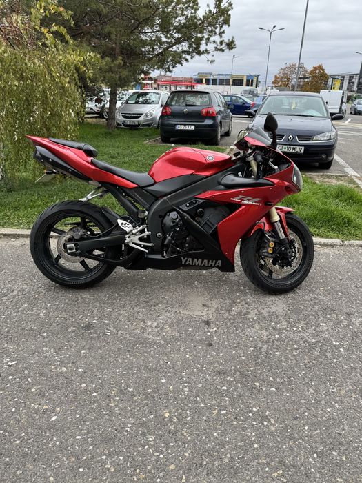 Yamaha R1 - 2004