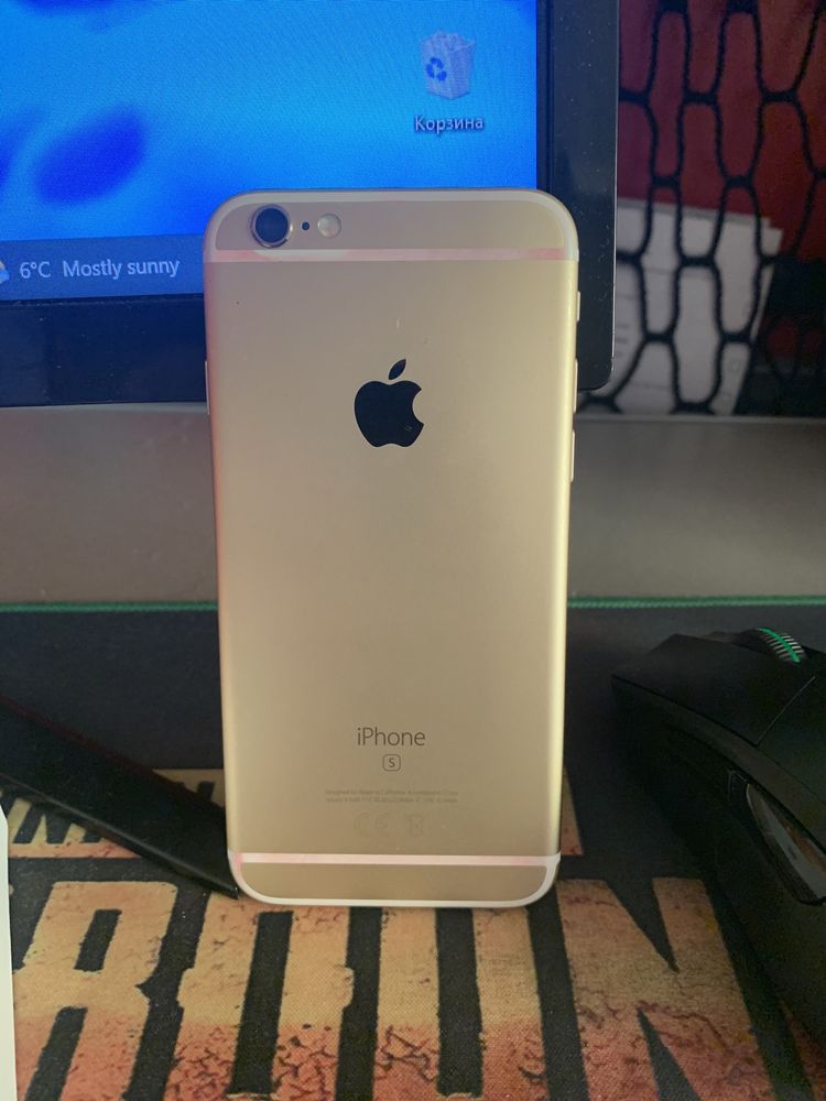 Продаю iPhone 6s:Gold