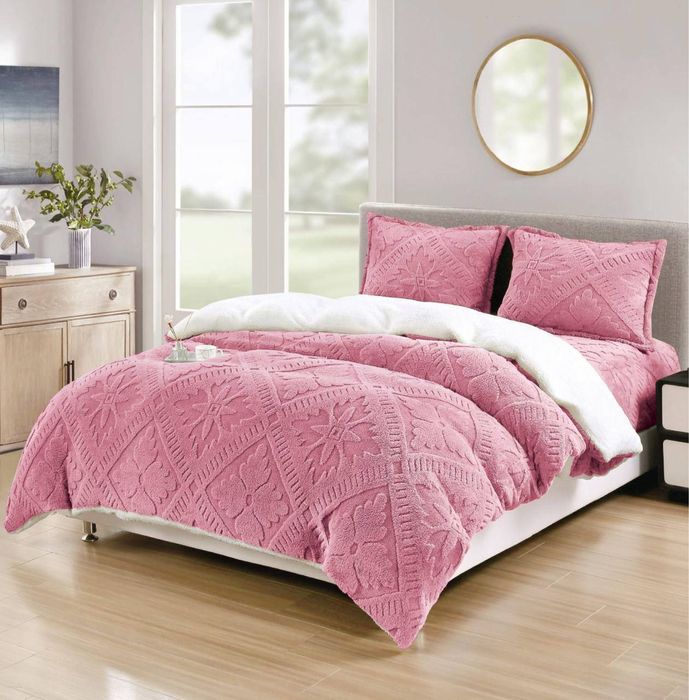 Lenjeri cocolino cu elastic 180x200, 140x160 se muleaza pe saltea.