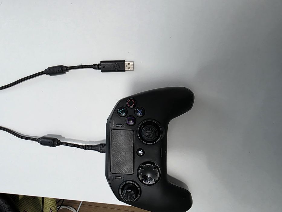 Nacon pro controller revolution 2